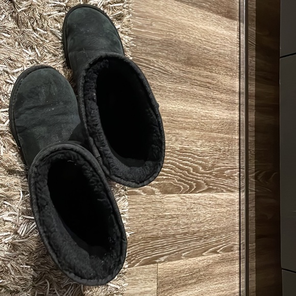 Black Tall Uggs size 8 - Picture 4 of 6